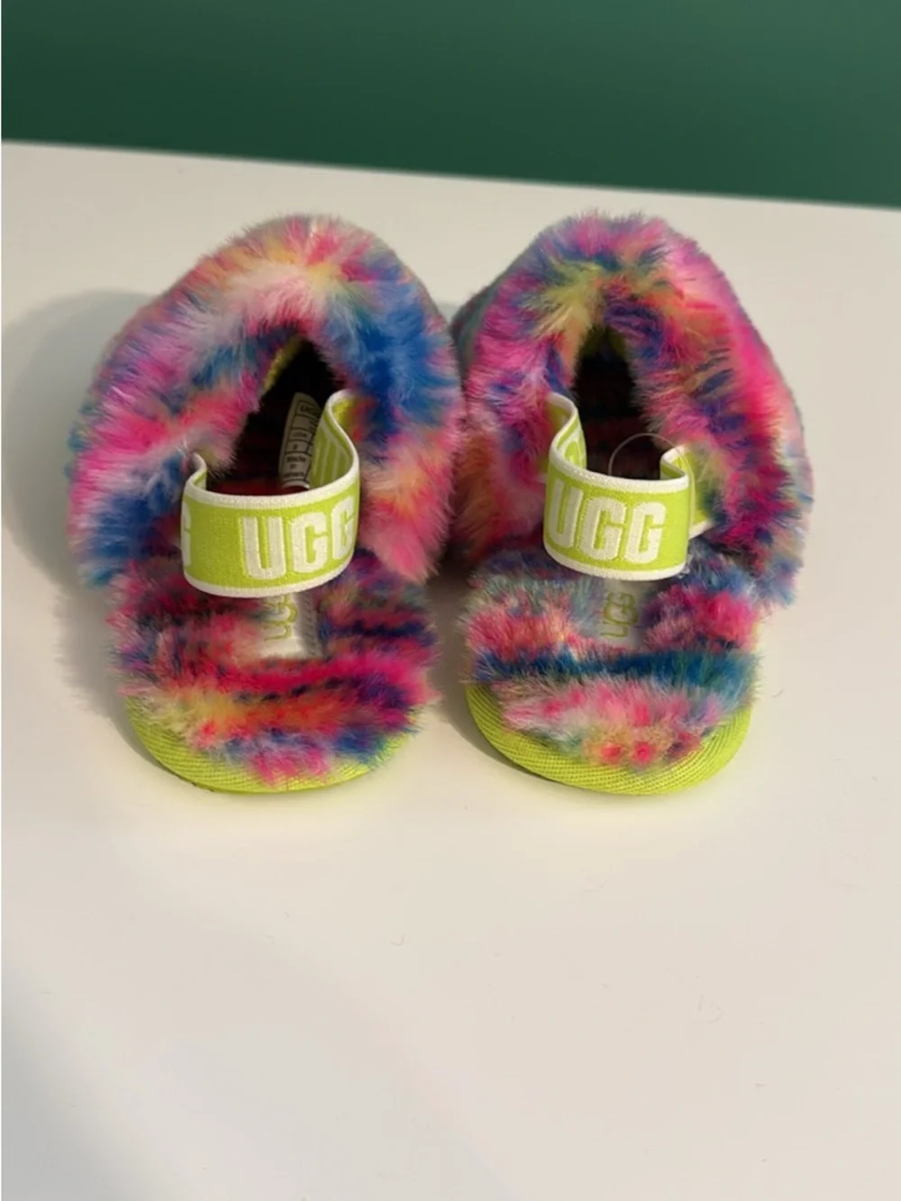 UGG Fluff Yeah Toddler Girls Slides Size 9 – Rainbow Tie Dye – New Without Tags